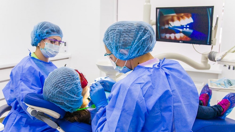 Implantodent Стоматологическая клиника